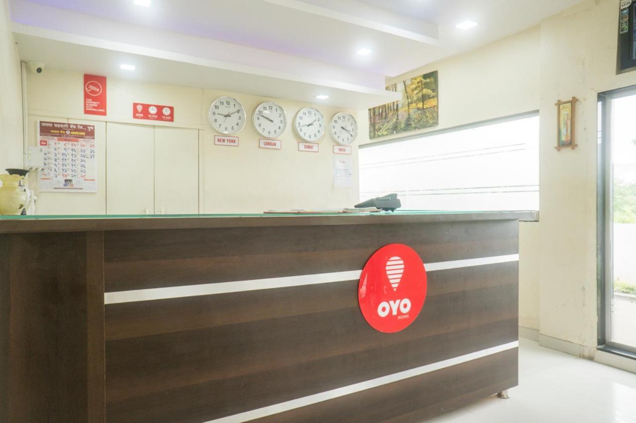 Oyo 9759 Hotel Western Park Пюн Екстериор снимка